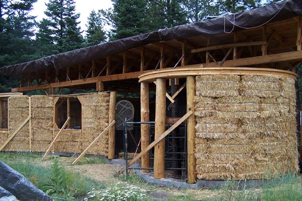 curved straw bale walls