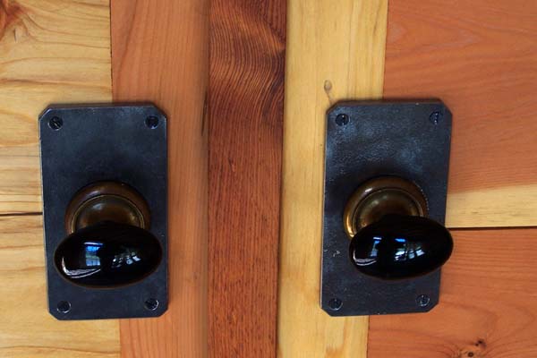 custom door knob detail
