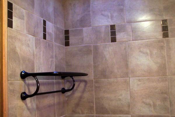 horizontal tile stripe in shower